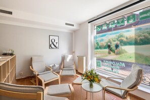 Interior - Apartment 'In Mecklenburg' with Wi-Fi (Malchin)