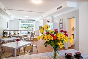 Dining - Apartment 'In Mecklenburg' with Wi-Fi (Malchin)