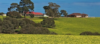 Gum Valley Quarters: perfect for large groups and families