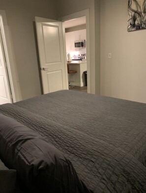 1 slaapkamer, een bureau, een strijkplank/strijkijzer, gratis wifi