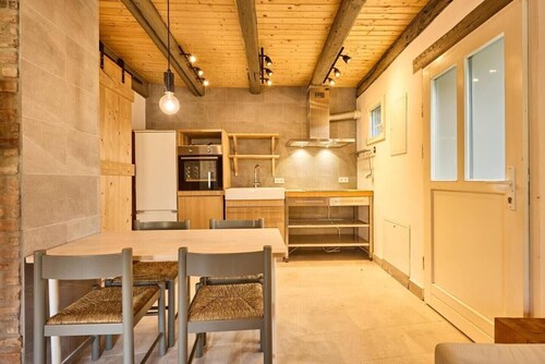Ferienwohnung 'Rote Wohnung - Goldenes-Häusle' mit WLAN