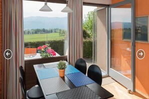 Dining - Holiday Home Attersee near Hiking Trails (Attersee)
