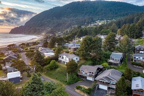 Exterior - Bella Sol by AvantStay | Ocean Views + Game Room (Nehalem)