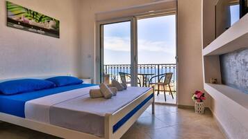 Apartment, Balcony, Sea View | 1 bedroom, free WiFi