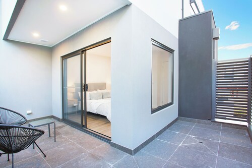 Stud Park Residence by Ready Set Stay