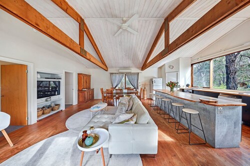 Rustic Treehouse - Aireys Inlet