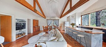 Rustic Treehouse - Aireys Inlet