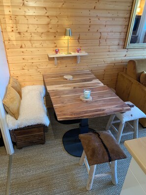 Dining - ISOLA 2000 4/6-person apartment in chalet with large terrace (Isola 2000)