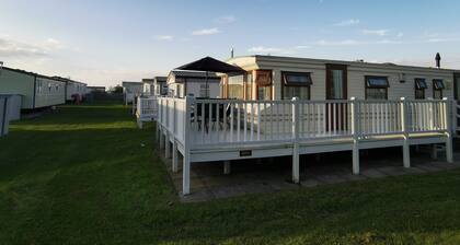 Plum 2 Coral Beach Ingoldmells 3 bed 6 Berth
