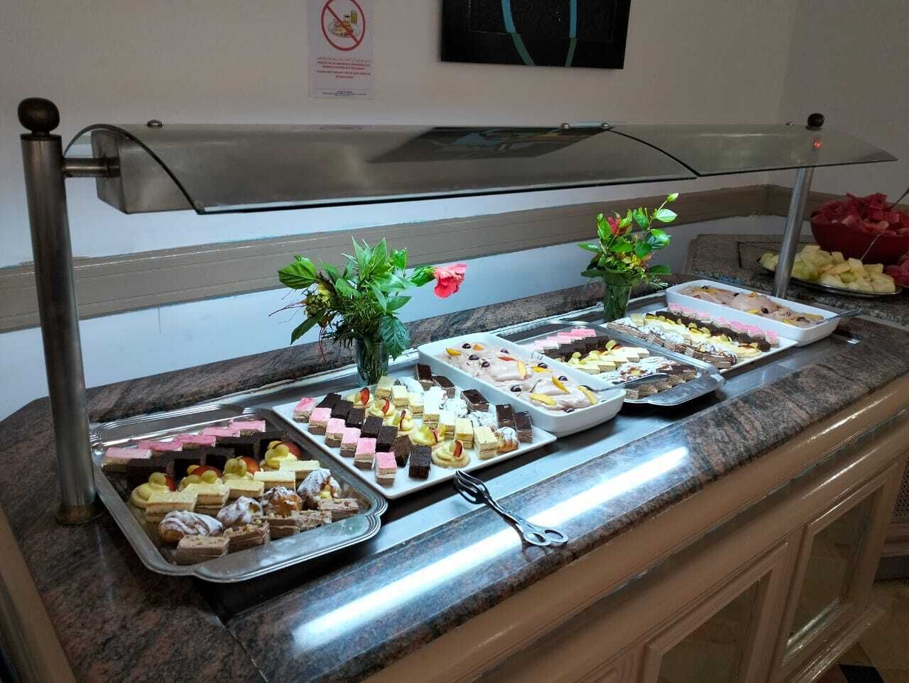 Daily buffet breakfast for a fee