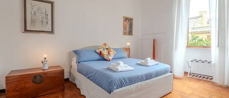 2 Schlafzimmer, Bügeleisen/Bügelbrett, WLAN, Bettwäsche