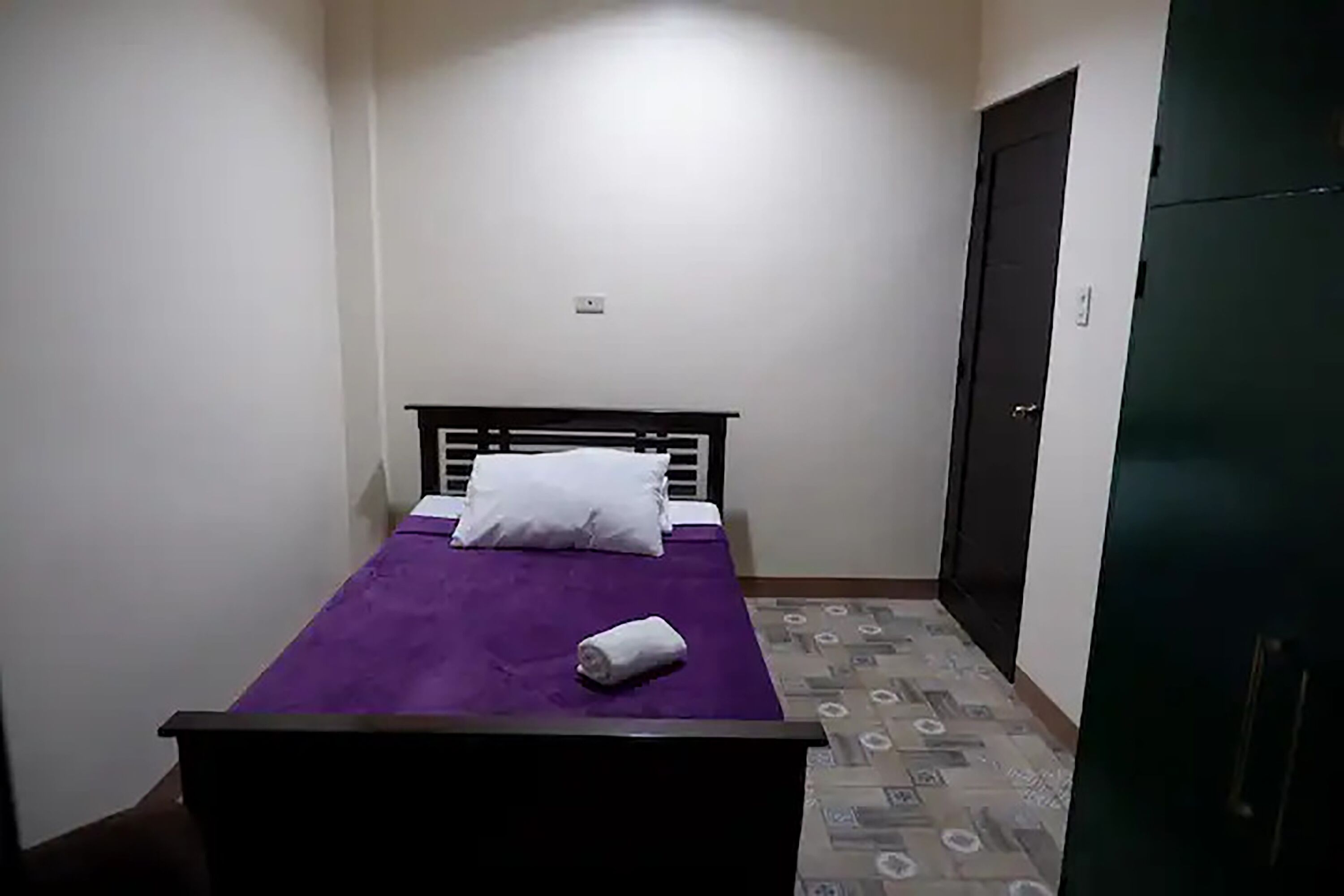 2 makuuhuonetta, Wi-Fi, vuodevaatteet