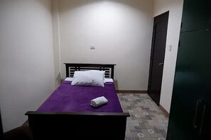 2 makuuhuonetta, Wi-Fi, vuodevaatteet