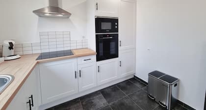 Gßte de Charme avec Jardin Privé, Proche de Lille et Hazebrouck, Idéal pour Familles et Cyclistes