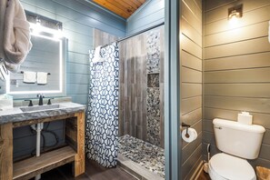 Shower, towels
