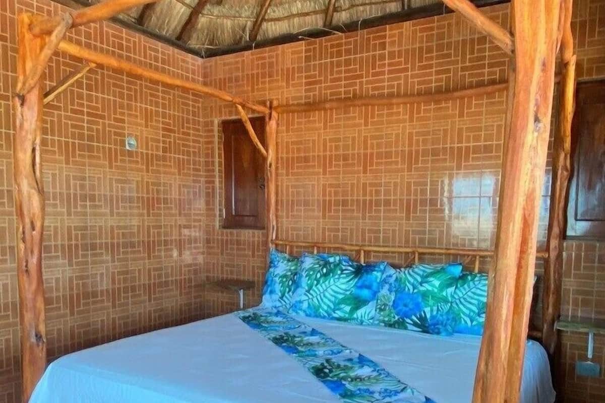 Honeymoon Suite, Balcony, Sea View | 1 bedroom, Egyptian cotton sheets, premium bedding, free WiFi
