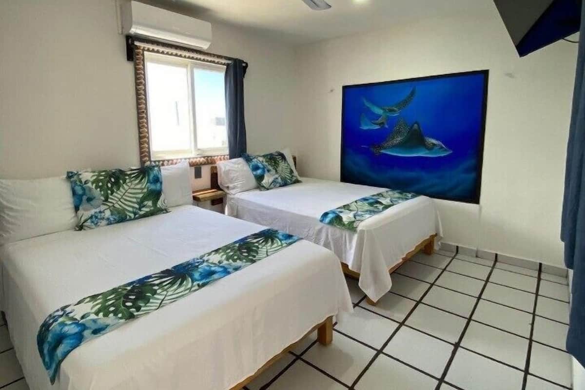 1 bedroom, Egyptian cotton sheets, premium bedding, free WiFi