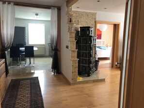 2 bedrooms, free WiFi, bed sheets - 85 qm Wohnung zur Erholung (Wardow)