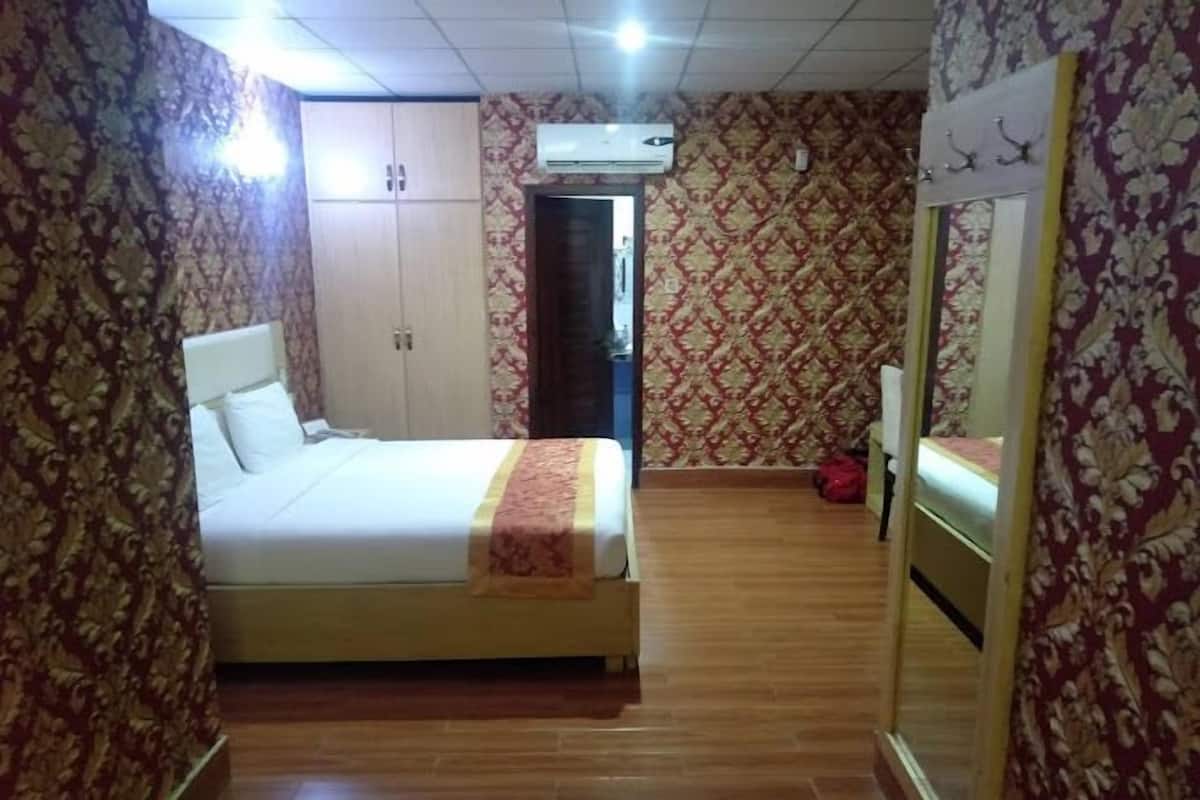 Deluxe Quadruple Room | Free WiFi