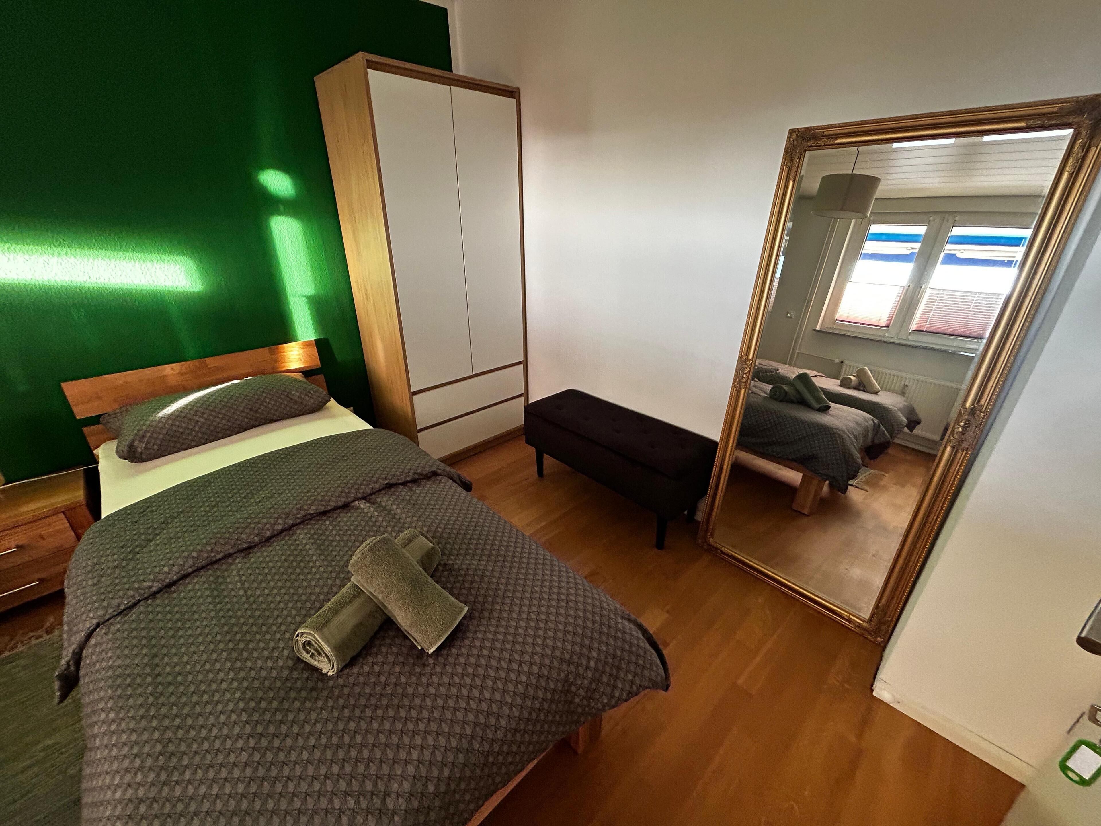 2 chambres, bureau, Wi-Fi gratuit, draps fournis