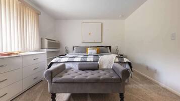 1 bedroom, iron/ironing board, free WiFi, bed sheets