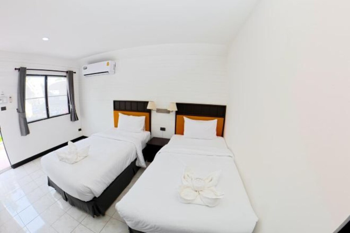 Bộ đồ giường cao cấp, chăn bông, nệm Select Comfort 