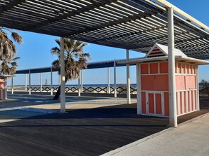 Property grounds - Charming Air-Conditioned Villa, Pool, Terrace, Near Beach, Parking, 6 People, Pet-Friendly (Port Leucate)