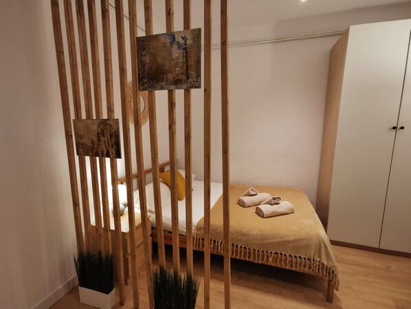 1 bedroom, iron/ironing board, free WiFi, bed sheets