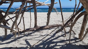 Beach nearby - Charming Garden-Level T2, 4 Guests, Near Beach, Parking Included, Pet-Friendly (Port Leucate)