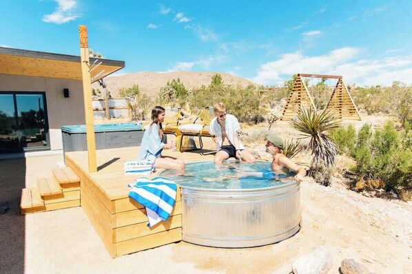 Bañera de hidromasaje exterior