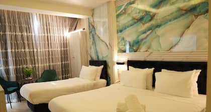 Parklane Furnished Suites