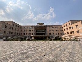 Konaklama yerinin ön cephesi
