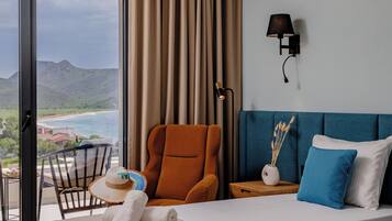 Habitación estándar con 1 cama doble o 2 individuales, vistas al mar | Caja fuerte, escritorio, sistema de insonorización y wifi gratis