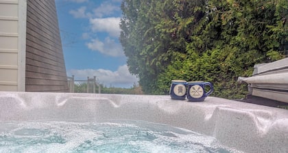 Turkey Perch - *Hot Tub* Private Lake Access