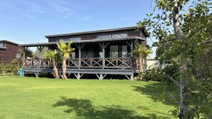 Kamar Bisnis | Kedap suara dan seprai linen