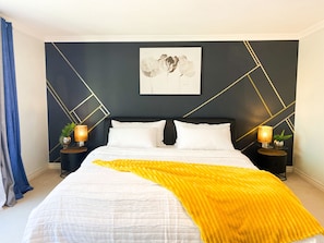 6 chambres, bureau, fer et planche à repasser, accès au Wi-Fi (inclus)