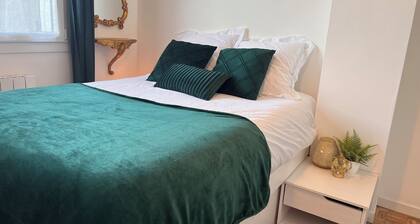 Grand Appartement Indépendant au Calme Dans Maison Avec Jardin