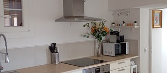 Magnificent 3-room apartment with breathtaking views in medieval village