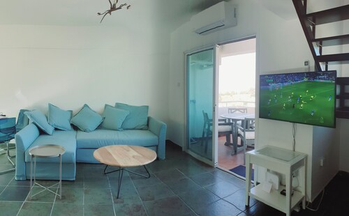 Cosy Larnaca Apartment