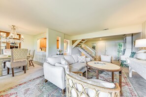 Apartment (3 Bedrooms) | Interior - Townhome in Omni Amelia Resort: Beach, Pool & Golf (Fernandina Beach)