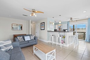Signature Condo, 2 Bedrooms, Pool Access, City View | Living room | 48-inch Smart TV with digital channels - Gulf View 23 (Gulf Shores)