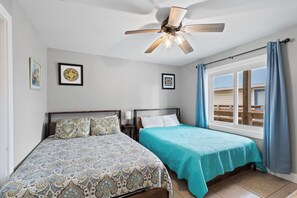 Signature Condo, 2 Bedrooms, Pool Access, City View | 2 bedrooms, individually decorated, individually furnished, desk - Gulf View 23 (Gulf Shores)