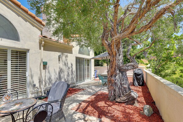 Apartment (3 Bedrooms) | Interior - Escondido Townhome w/ Gas Grill + Golf Acess! (Escondido)