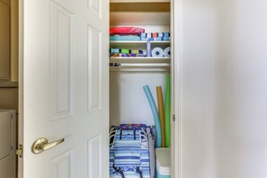 Apartment (3 Bedrooms) | Interior - Escondido Townhome w/ Gas Grill + Golf Acess! (Escondido)