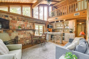 House (1 Bedroom) | Interior