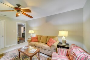 House (2 Bedrooms) | Interior - Cozy Fairhope Retreat w/ Patio & Grill! (Fairhope)