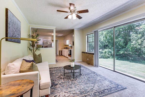 House (4 Bedrooms) | Interior - Family-friendly Huntsville Home w/ Spacious Yard (Huntsville)