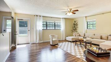 House (4 Bedrooms) | Bahagian dalam