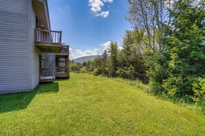 Property grounds - Catskills Townhome ~ 2 Mi to Windham Mountain Club (Windham)