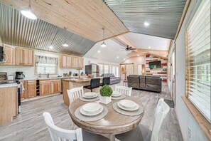 Hus (2 Bedrooms) | Innvendig